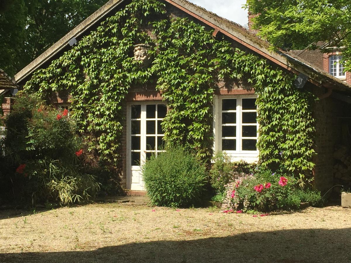 Le Puits D'Angle Bed and Breakfast Thibivillers Buitenkant foto